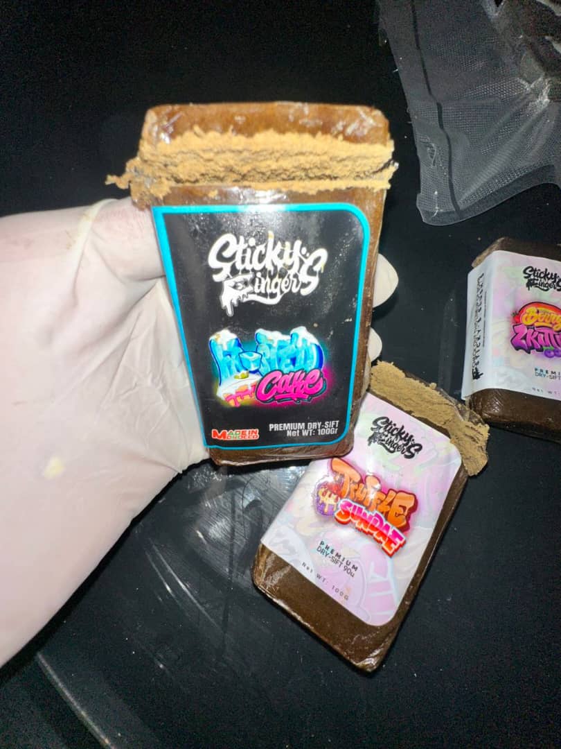 sticky fingers